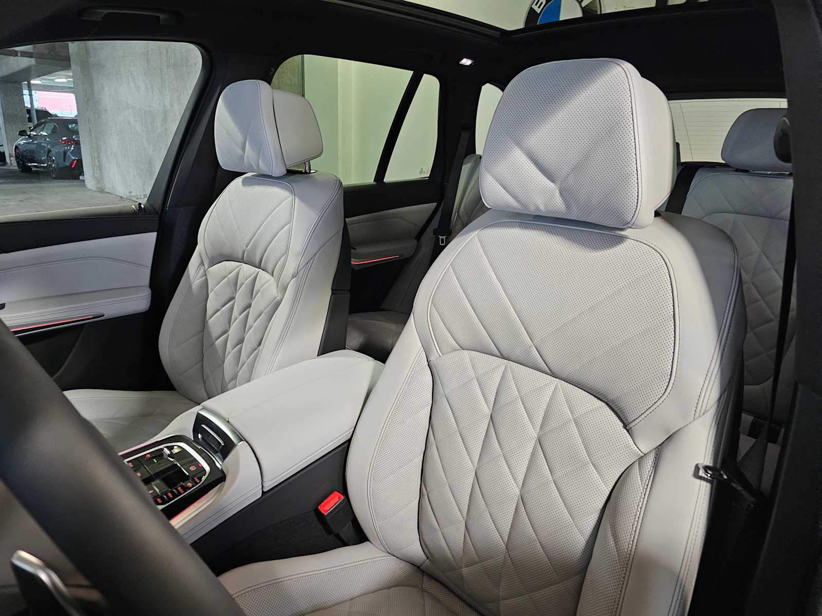 Thumbnail: 2026 BMW X5 - 28