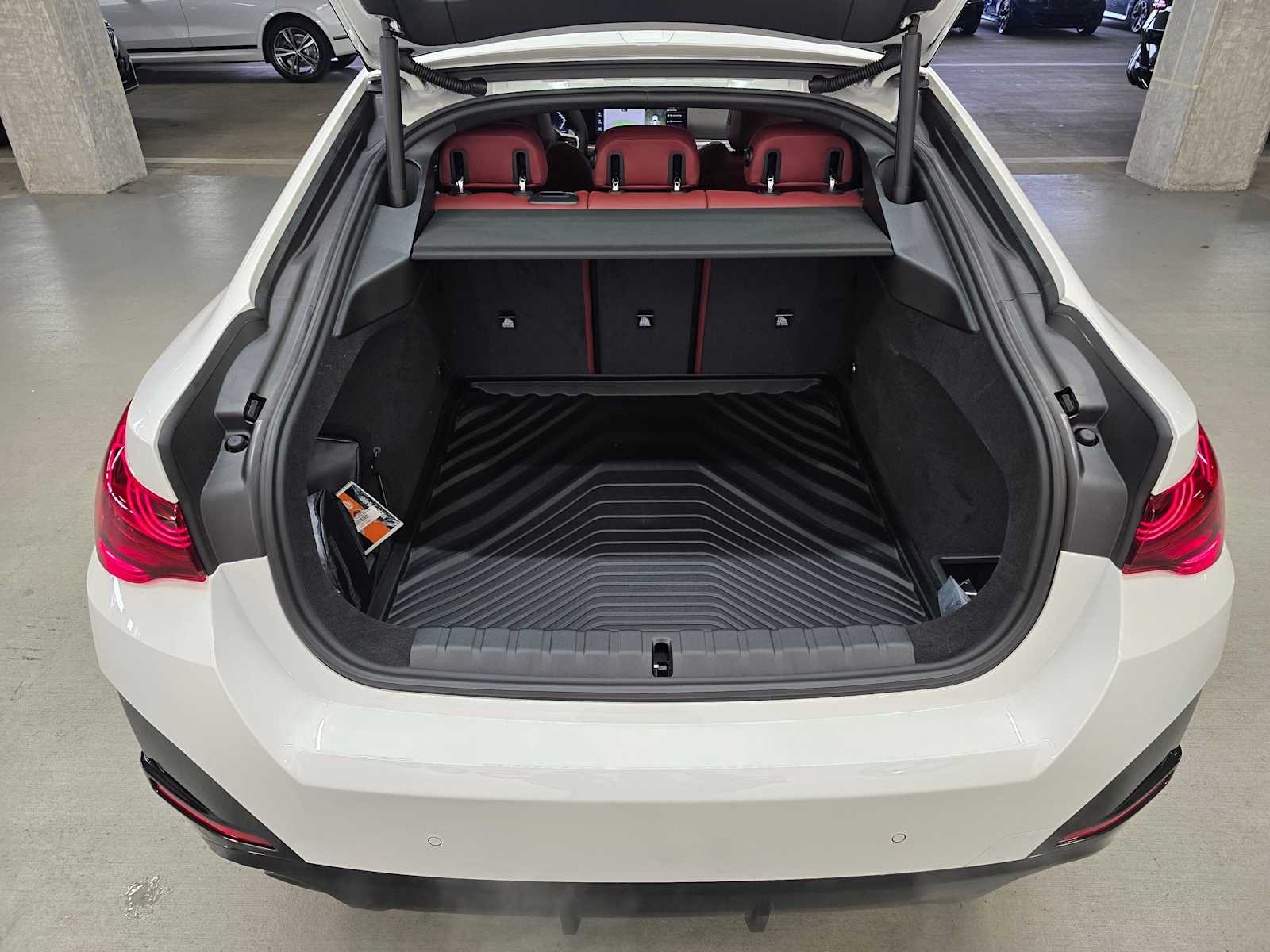 Thumbnail: 2026 BMW 4 Series - 34