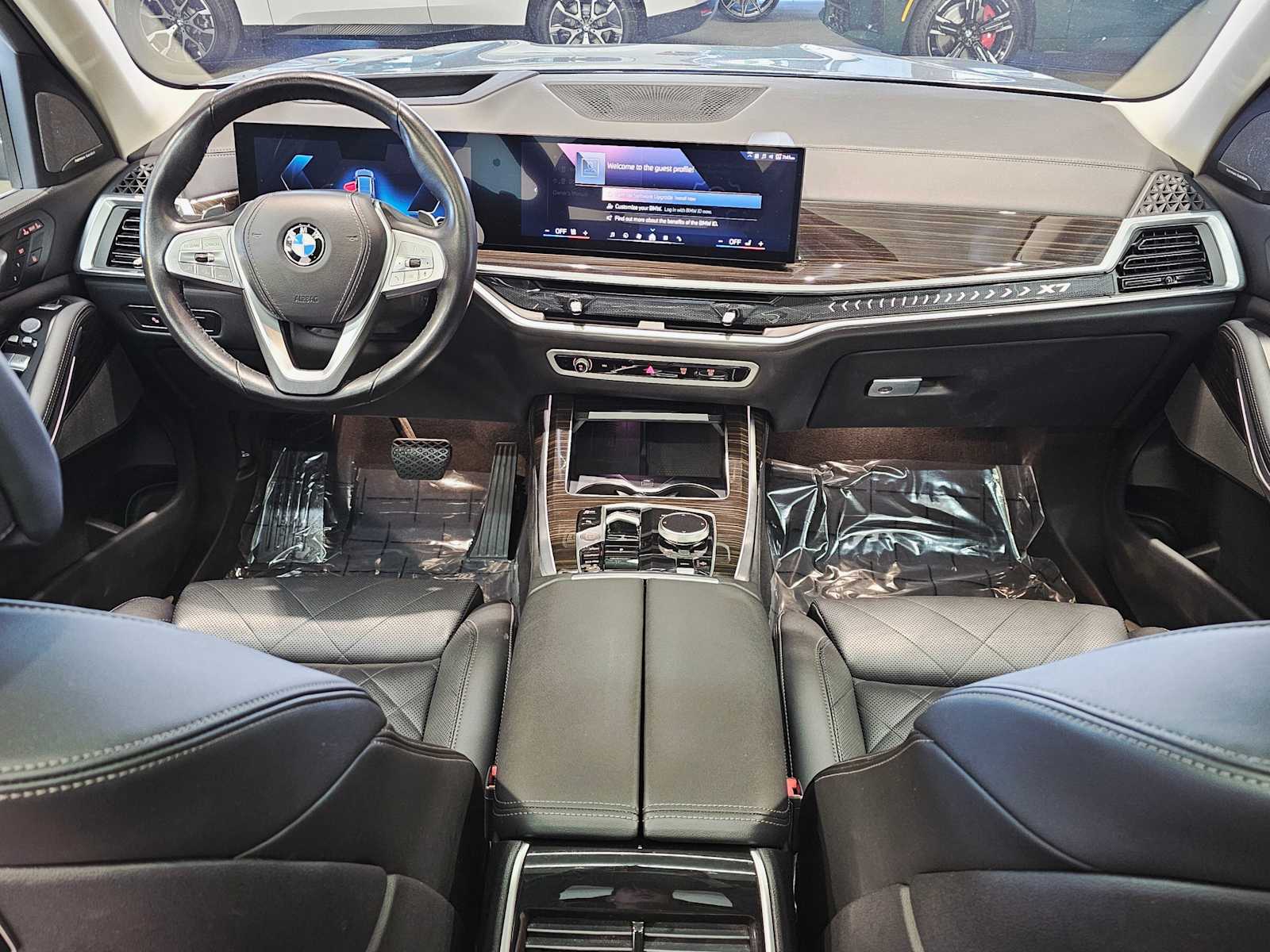 Thumbnail: 2024 BMW X7 - 10