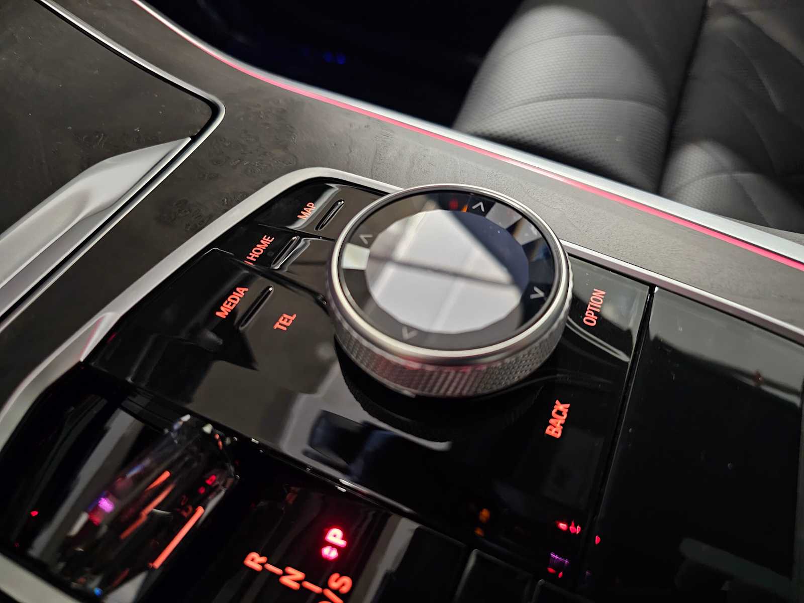 Thumbnail: 2024 BMW X5 - 24