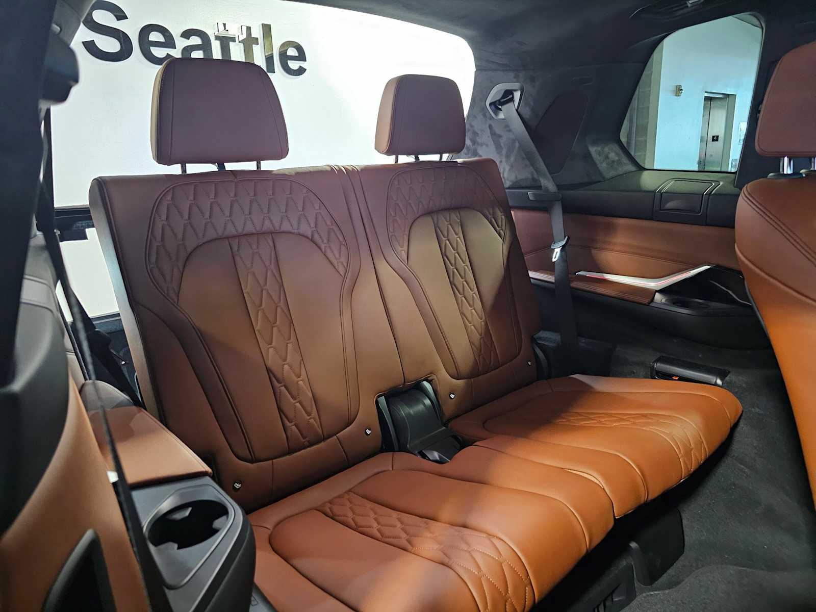 Thumbnail: 2026 BMW X7 - 41