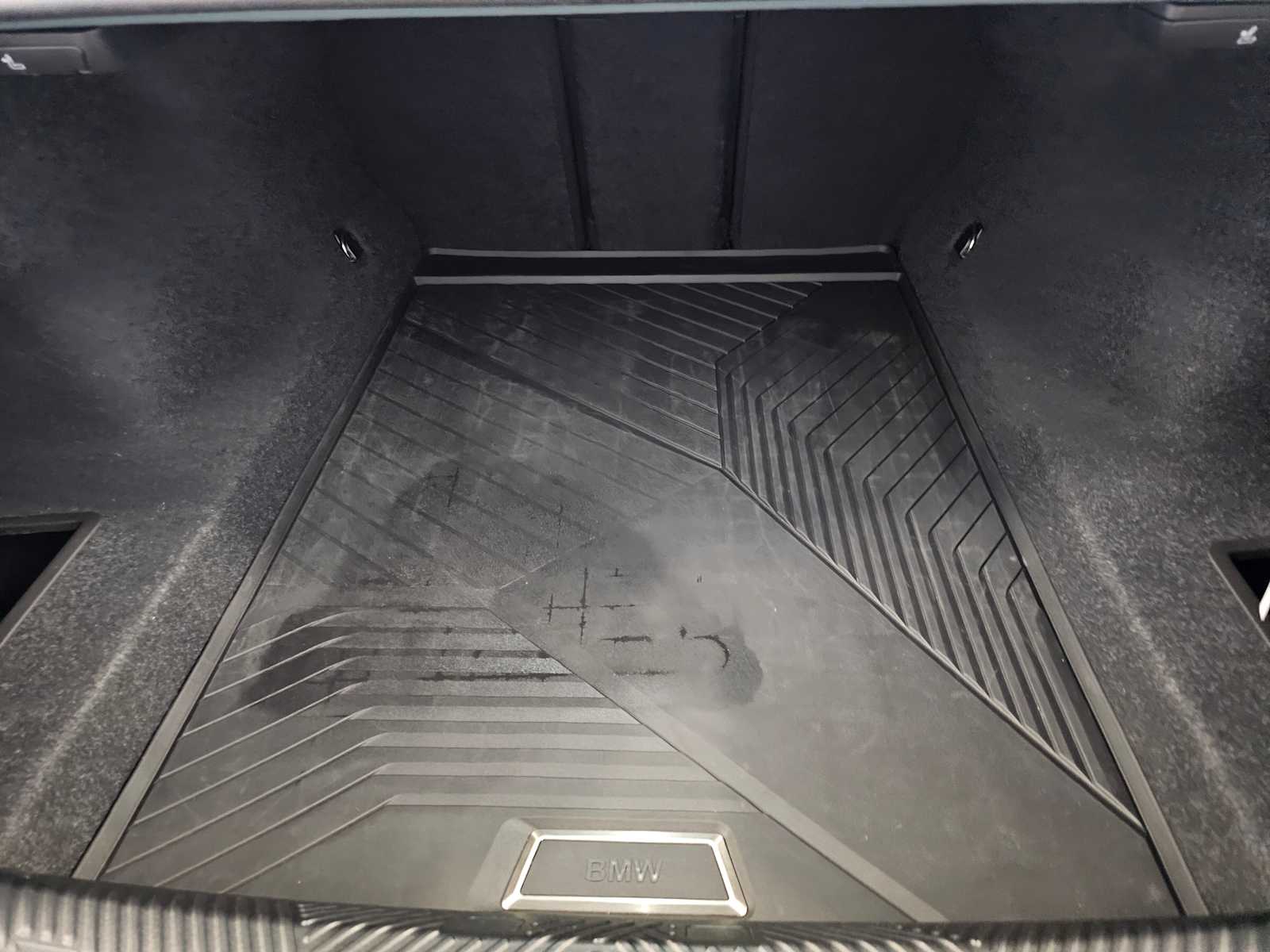 Thumbnail: 2025 BMW 5 Series - 39