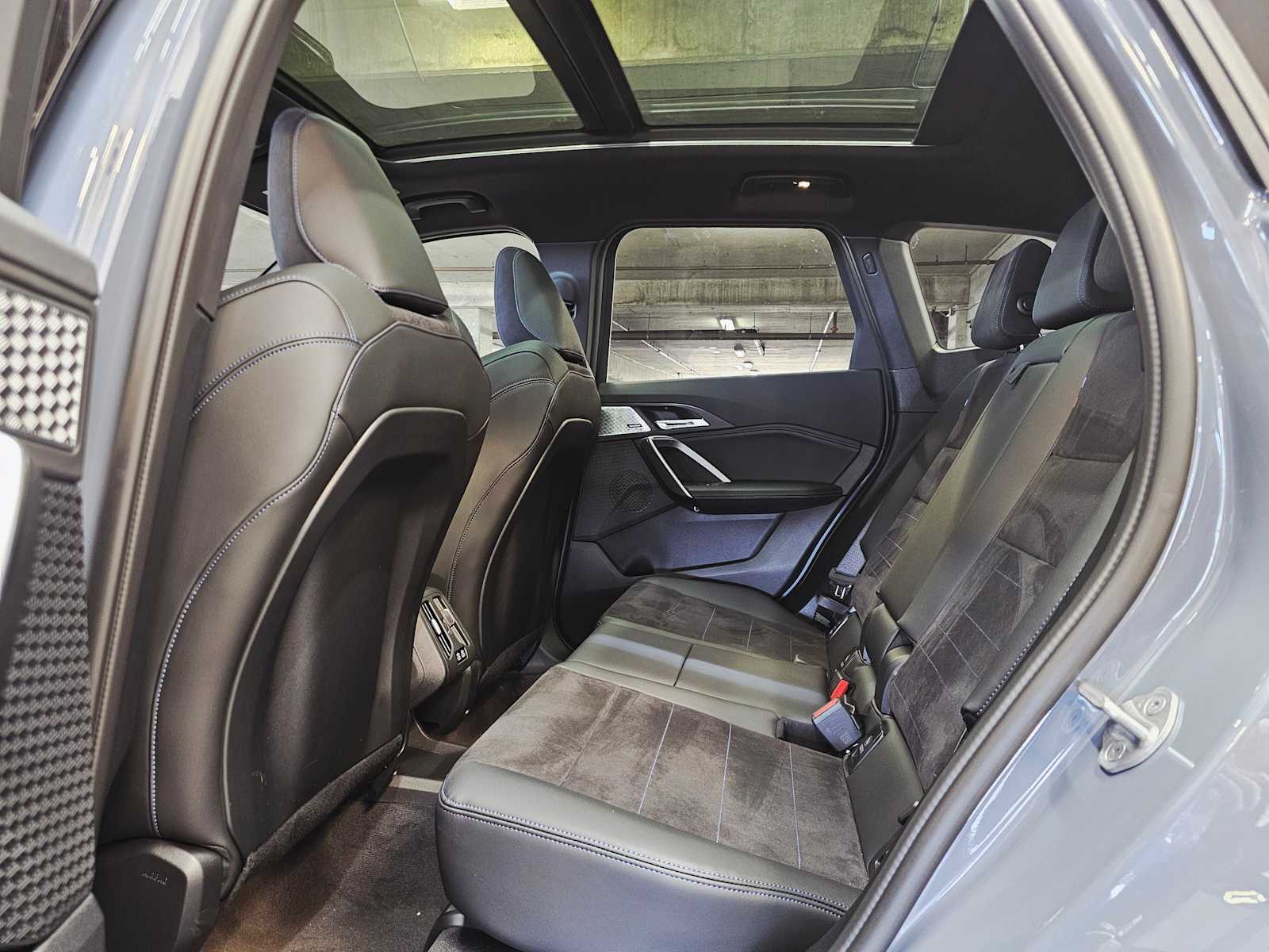 Thumbnail: 2025 BMW X1 - 25