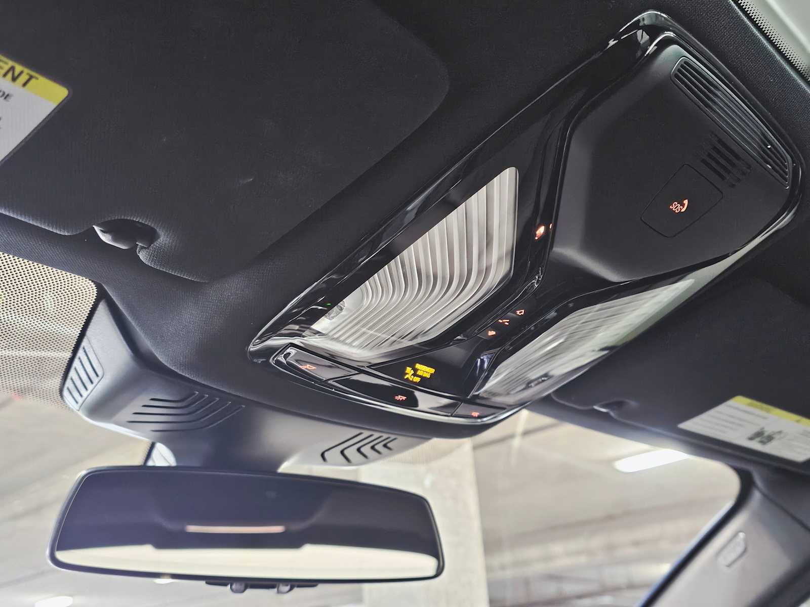 Thumbnail: 2023 BMW 5 Series - 21