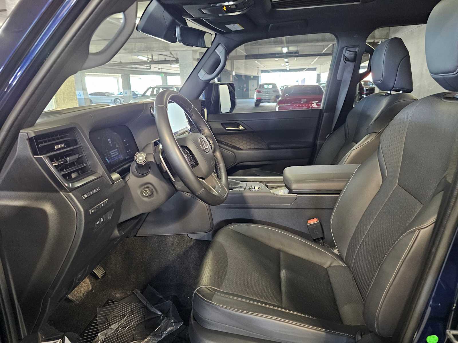 Thumbnail: 2024 Lexus GX - 31