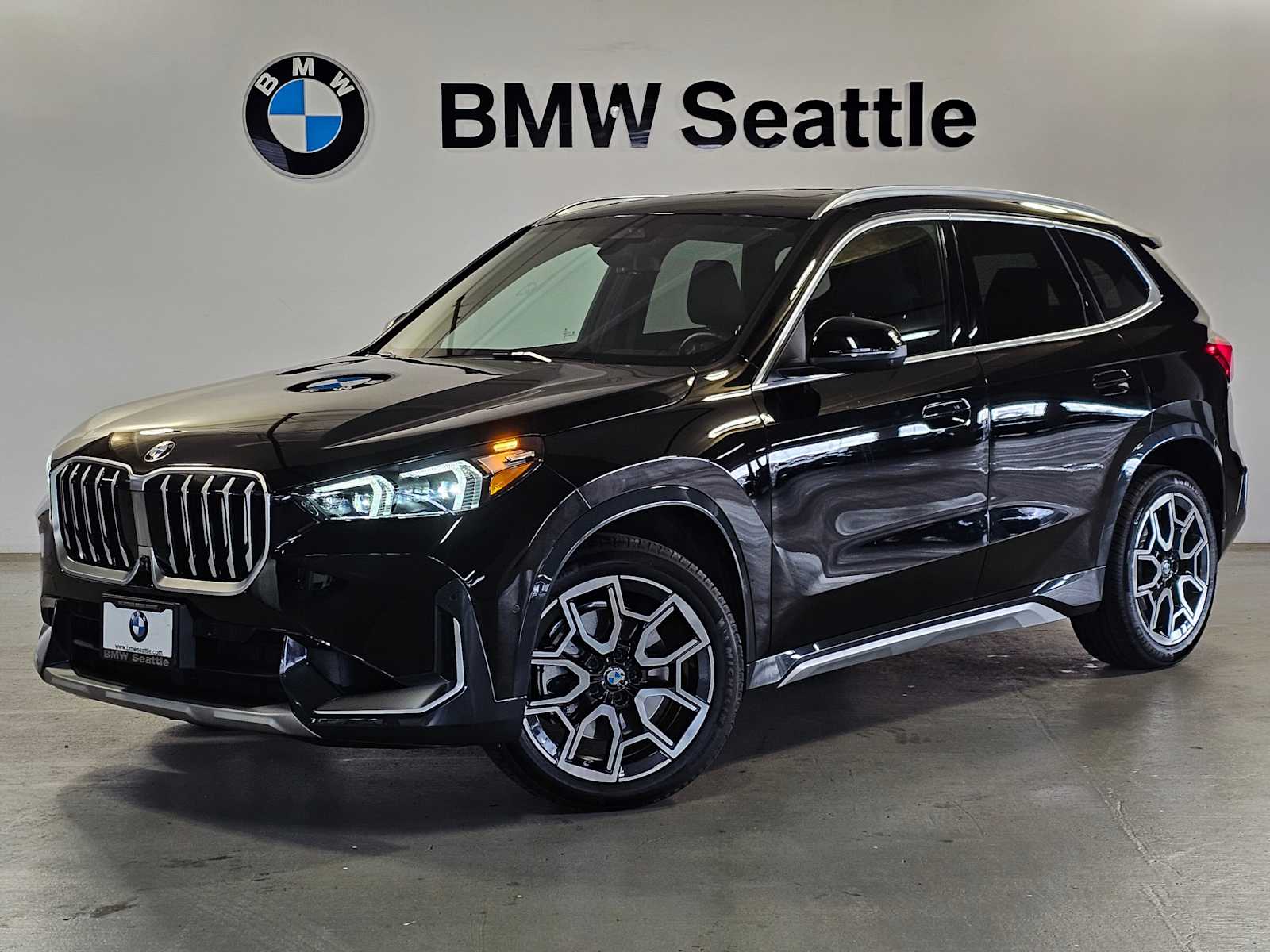 Thumbnail: 2025 BMW X1 - 1
