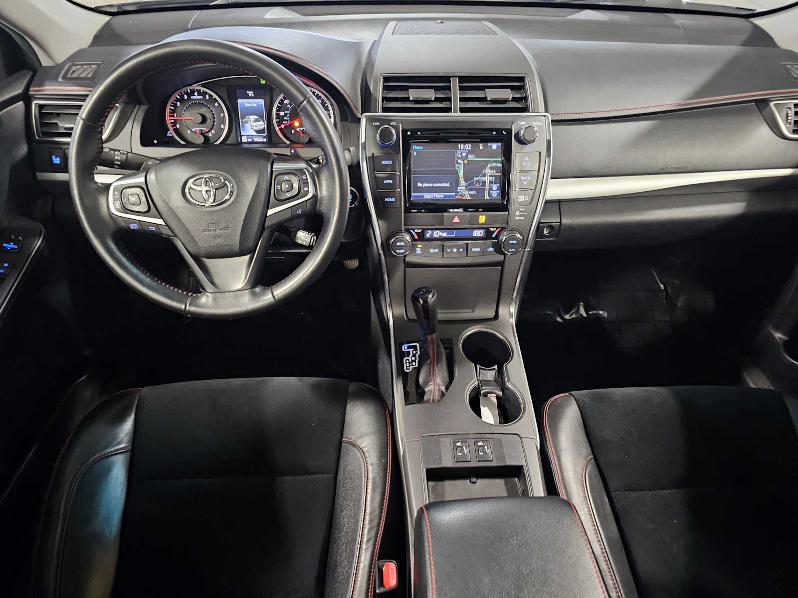 Thumbnail: 2016 Toyota Camry - 10