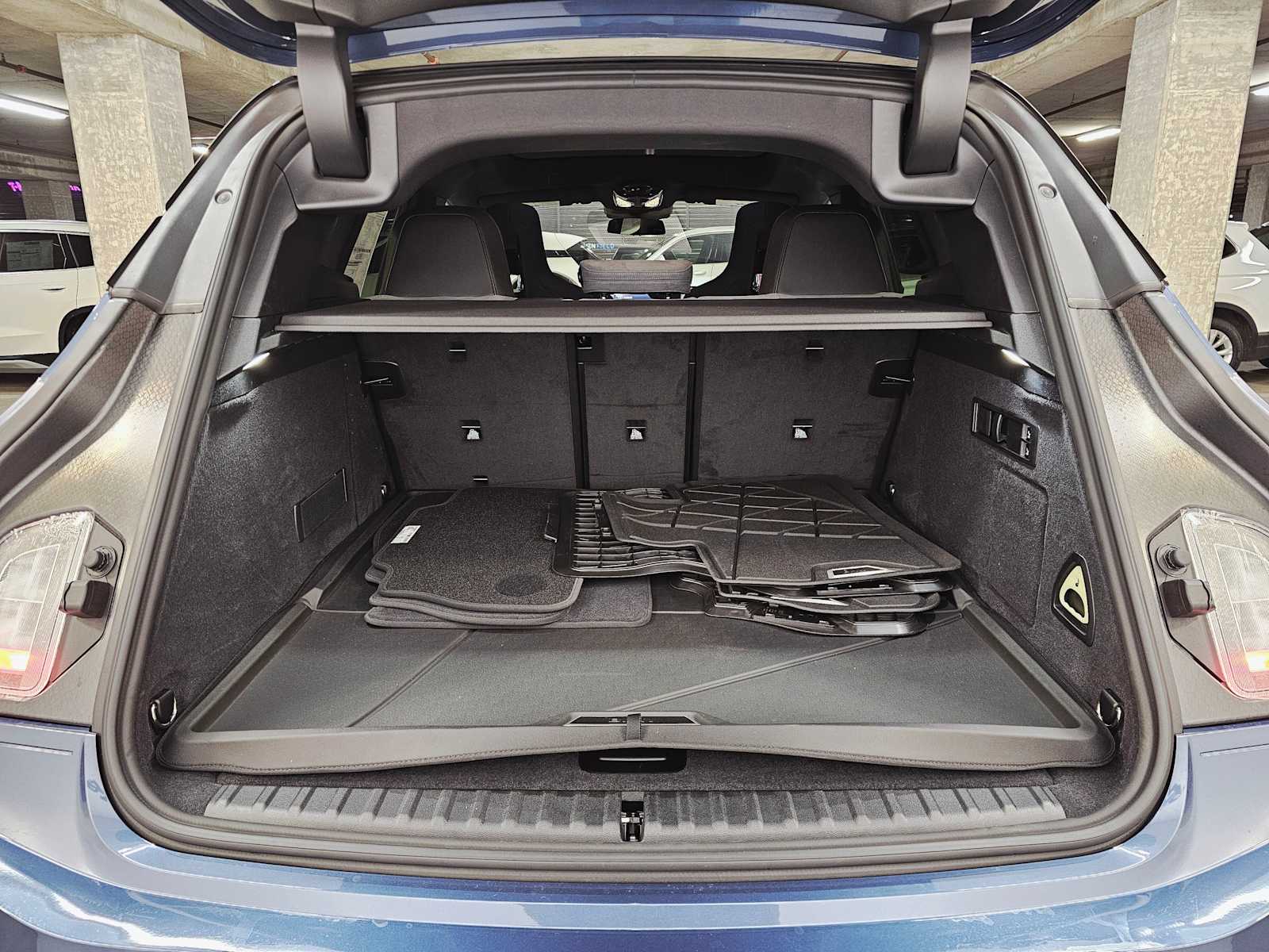 Thumbnail: 2026 BMW iX - 28