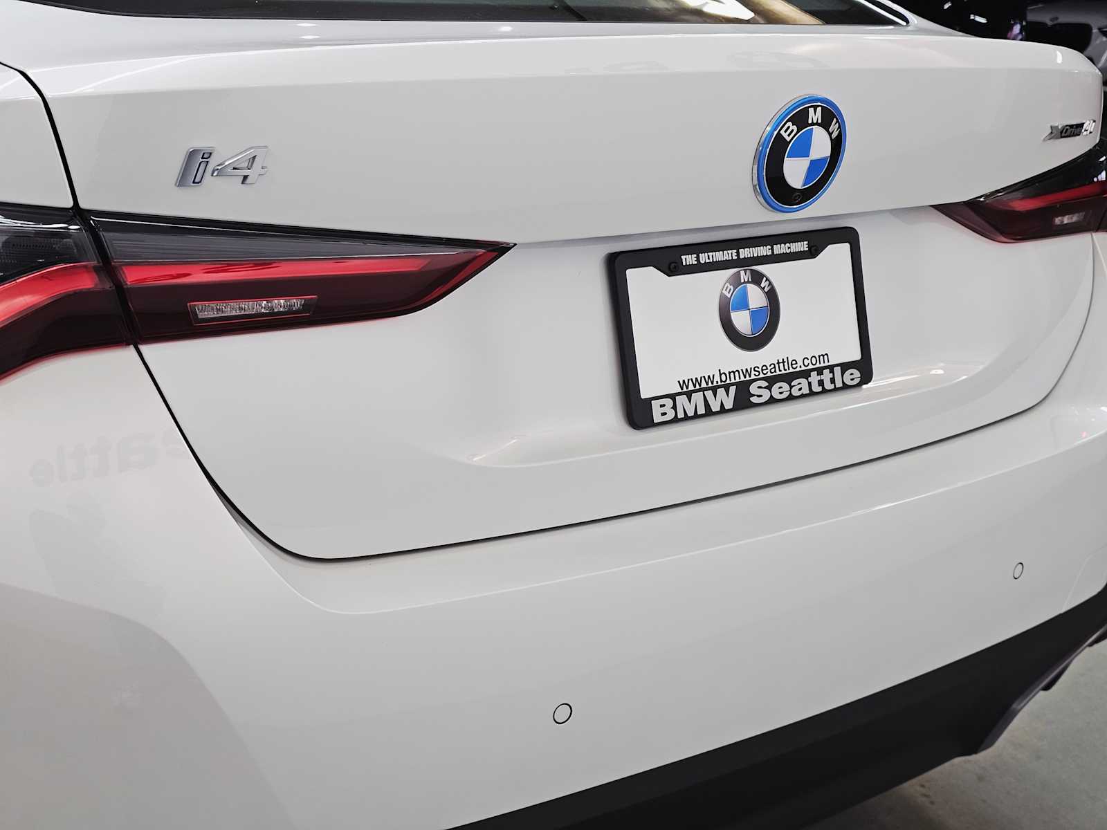 Thumbnail: 2025 BMW i4 - 7