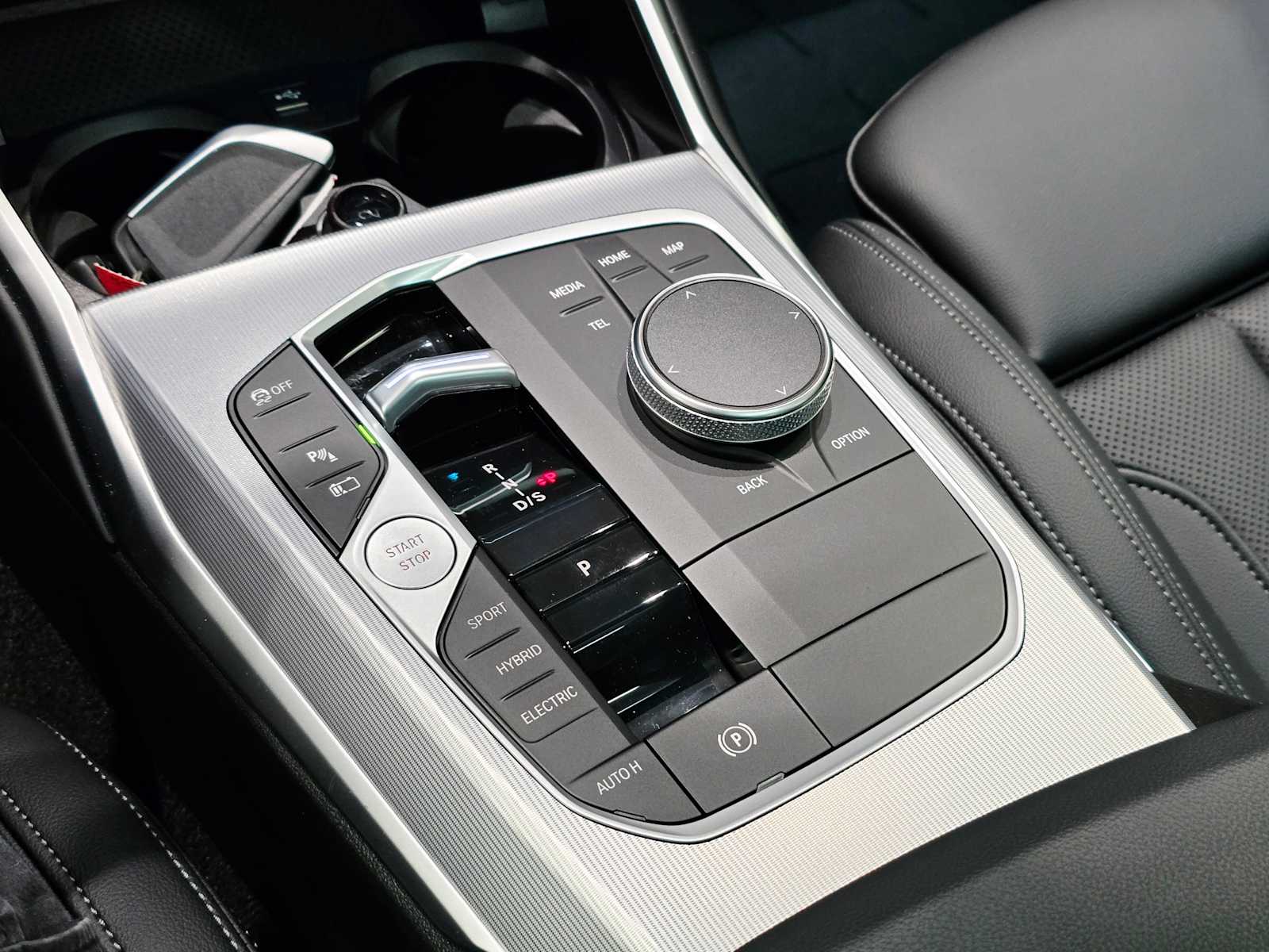 Thumbnail: 2023 BMW 3 Series - 16