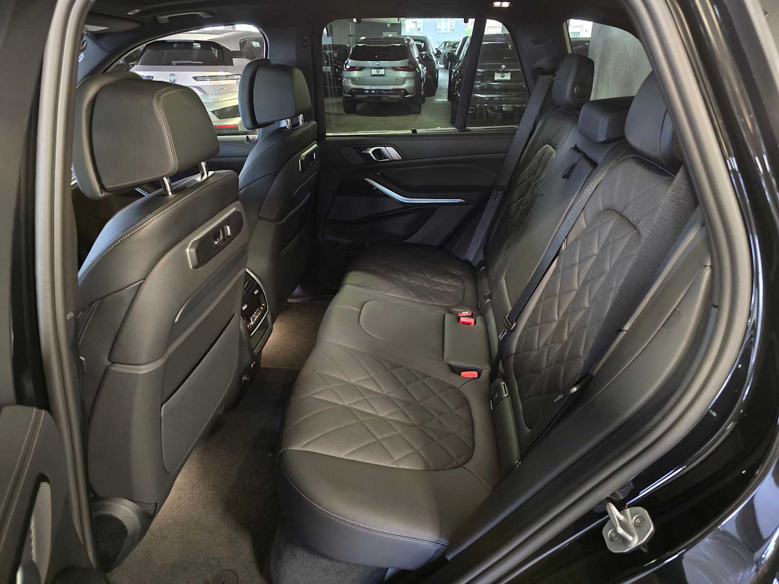 Thumbnail: 2026 BMW X5 - 28