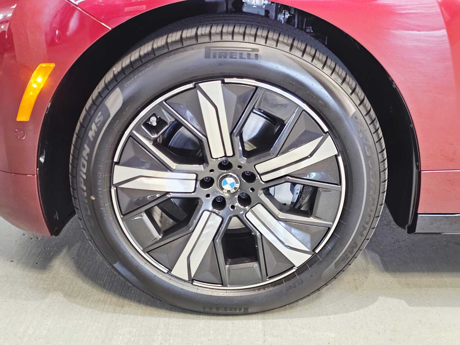 Thumbnail: 2026 BMW iX - 8