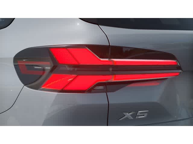 2026 BMW X5 xDrive50e 8
