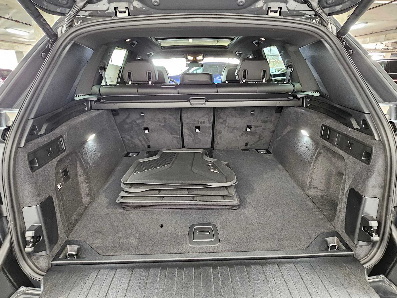 Thumbnail: 2026 BMW X5 - 28