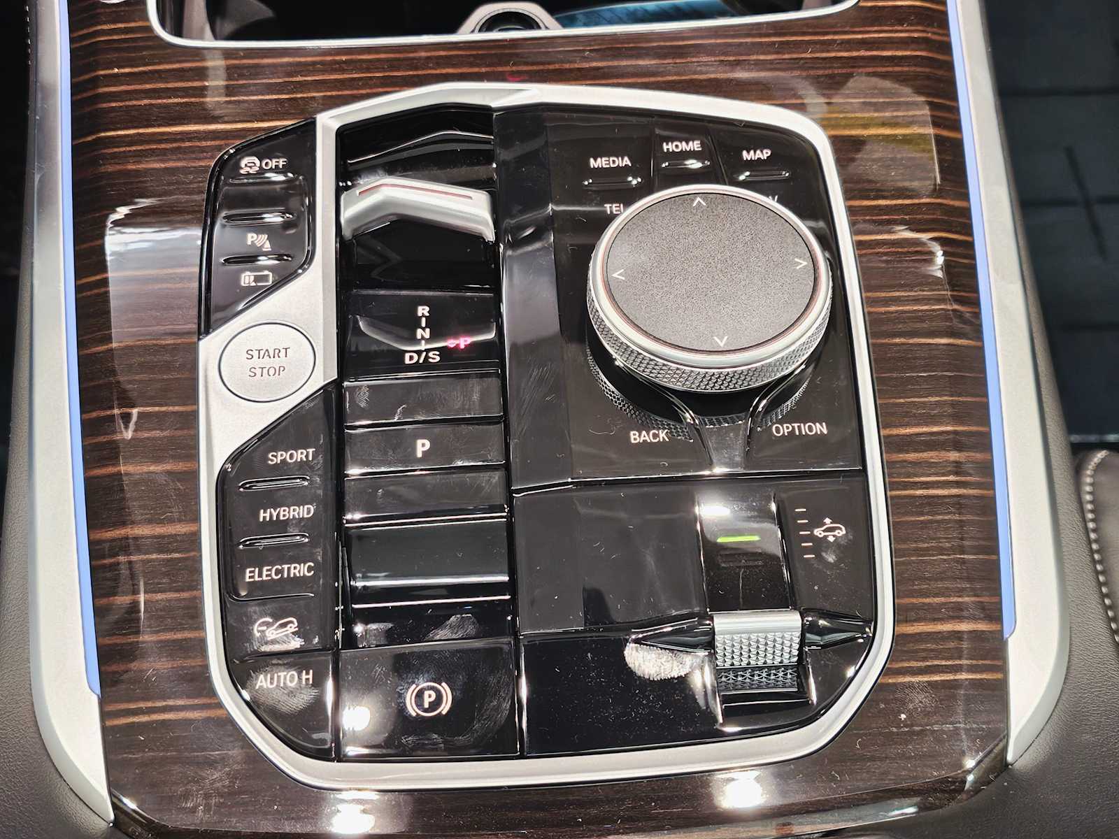 Thumbnail: 2026 BMW X5 - 18