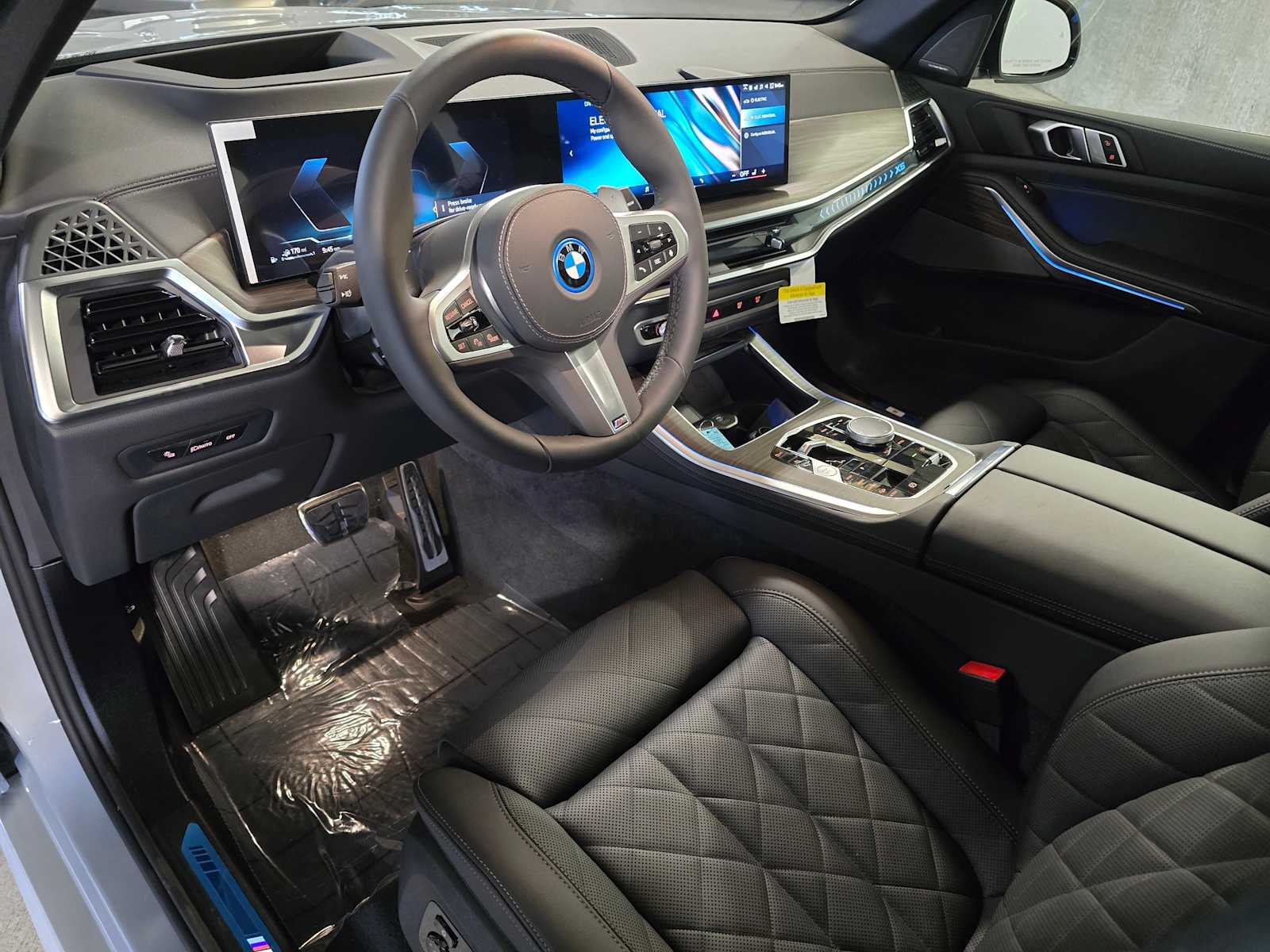 Thumbnail: 2026 BMW X5 - 2