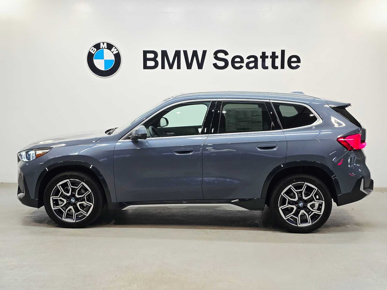 Thumbnail: 2026 BMW X1 - 3