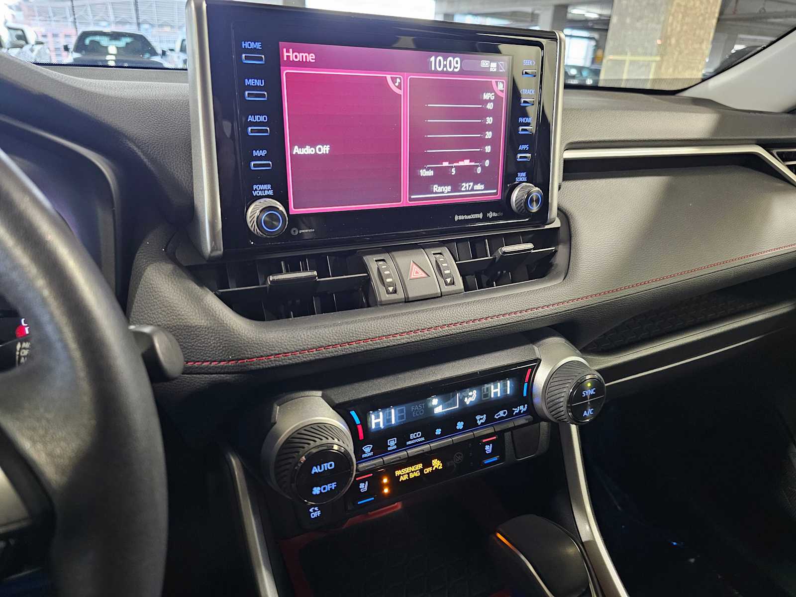 Thumbnail: 2021 Toyota RAV4 - 14