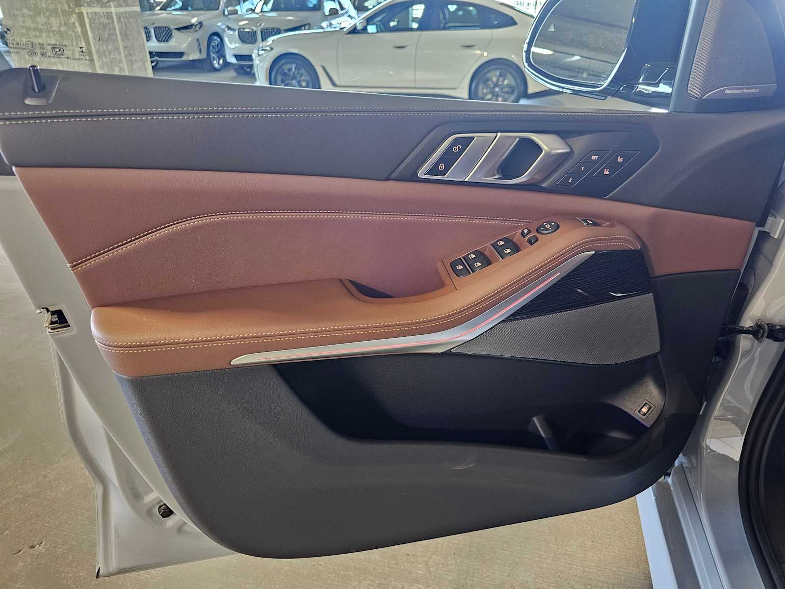 Thumbnail: 2026 BMW X5 - 31