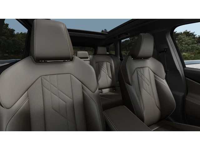 Thumbnail: 2026 BMW X3 - 11