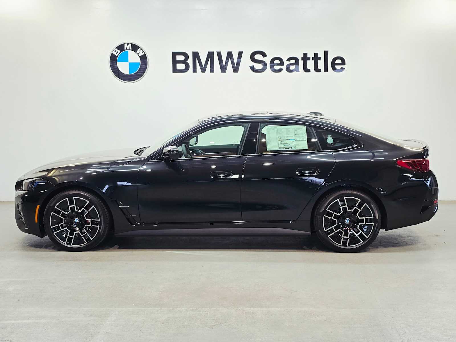 Thumbnail: 2026 BMW i4 - 3