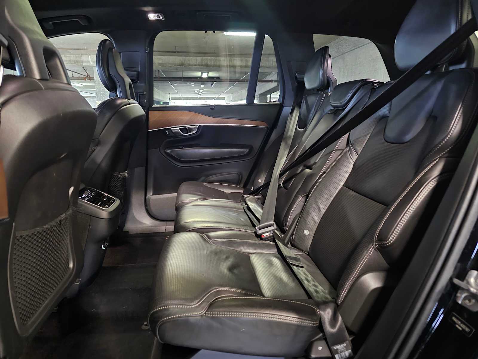 Thumbnail: 2016 Volvo XC90 - 31