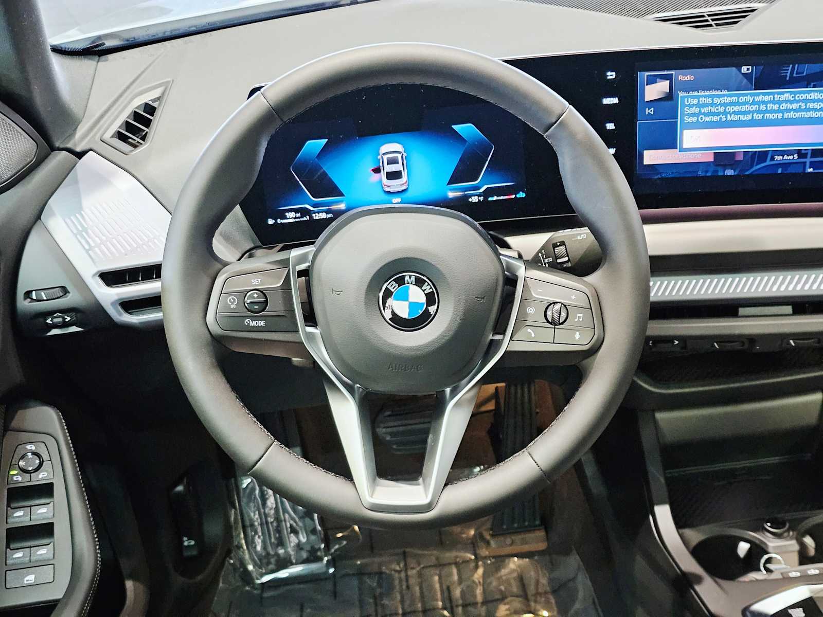 Thumbnail: 2025 BMW 2 Series - 11