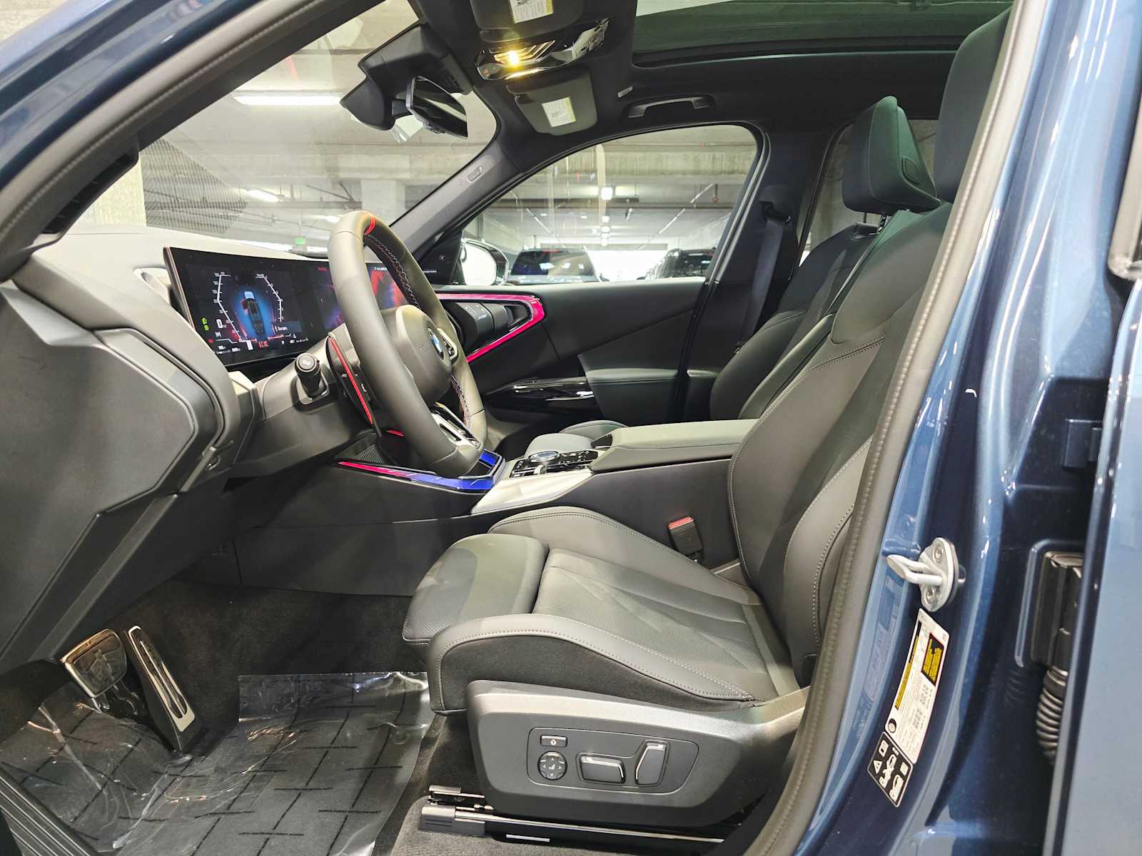 Thumbnail: 2025 BMW X3 - 23