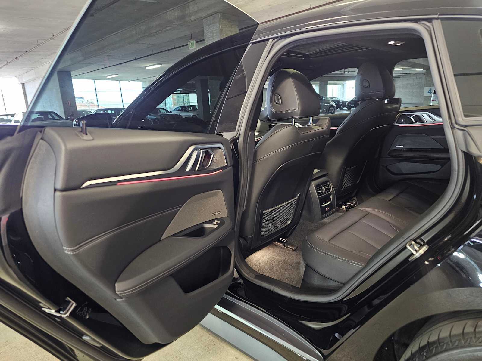 Thumbnail: 2023 BMW i4 - 34