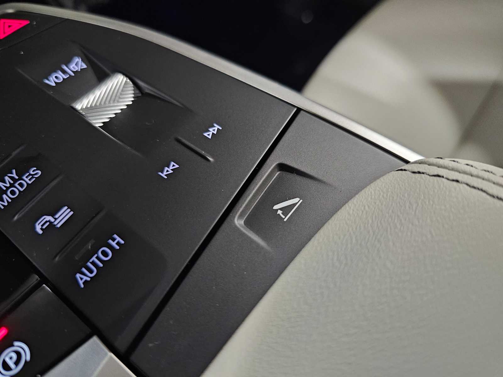 Thumbnail: 2026 BMW X1 - 24