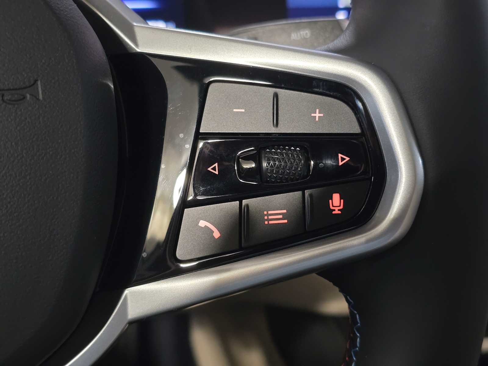 Thumbnail: 2025 BMW i4 - 20