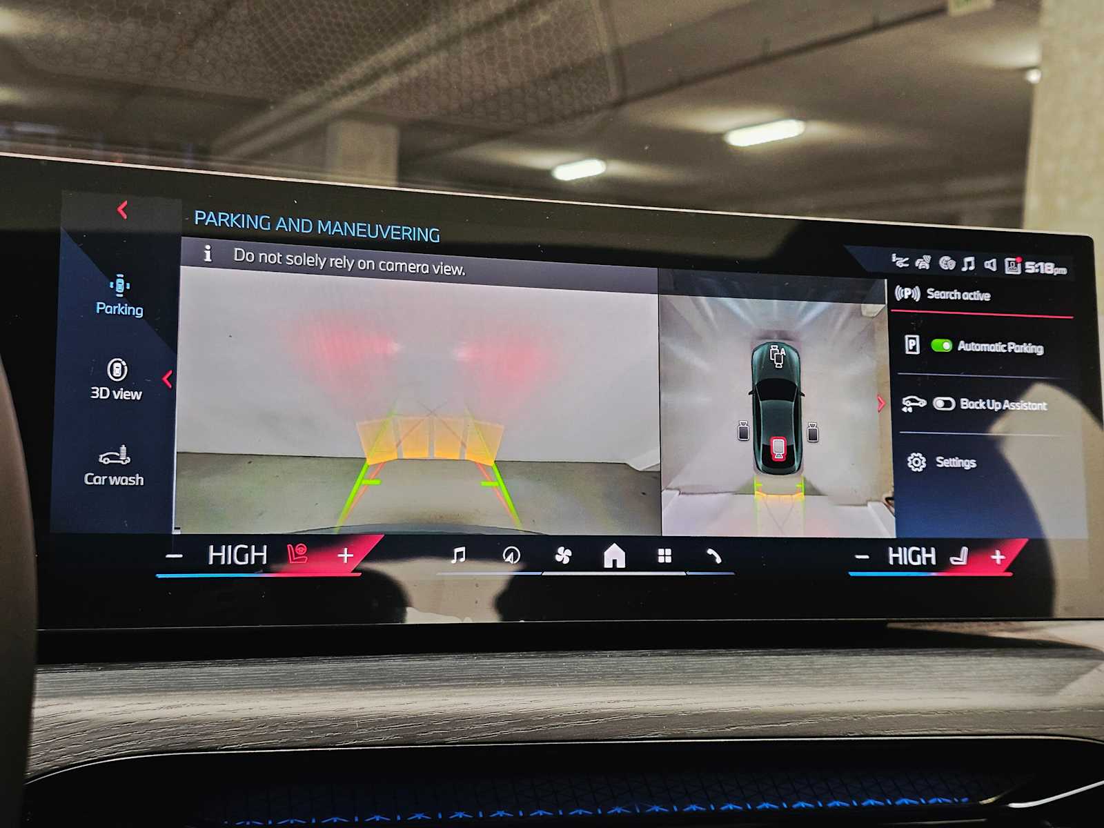 Thumbnail: 2025 BMW i4 - 15