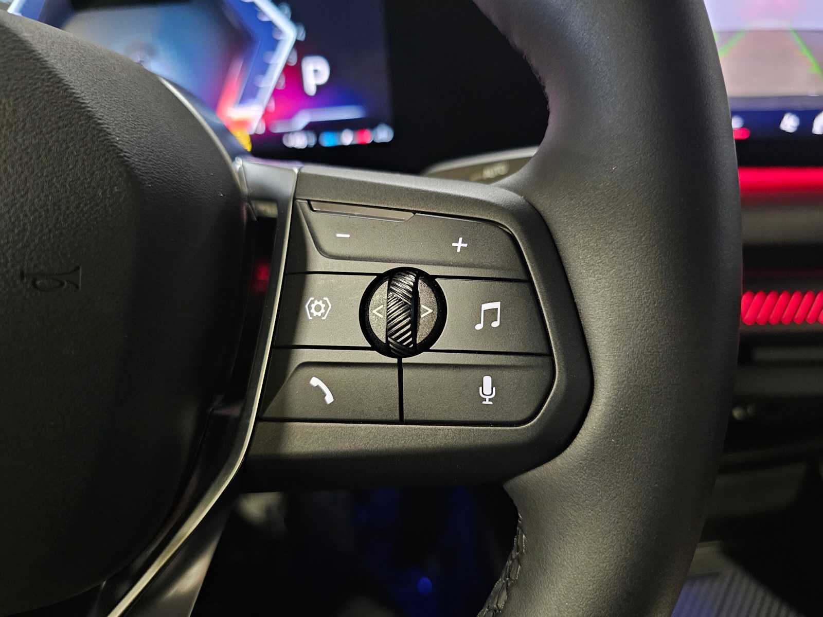 Thumbnail: 2025 BMW 2 Series - 18