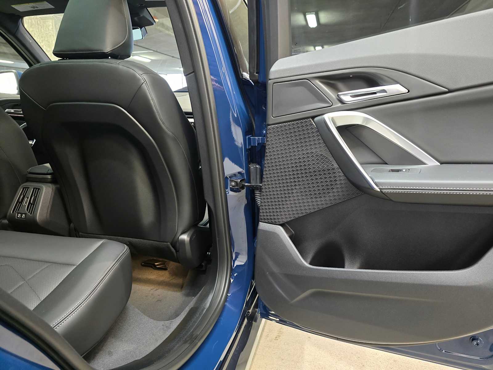 Thumbnail: 2026 BMW X1 - 28