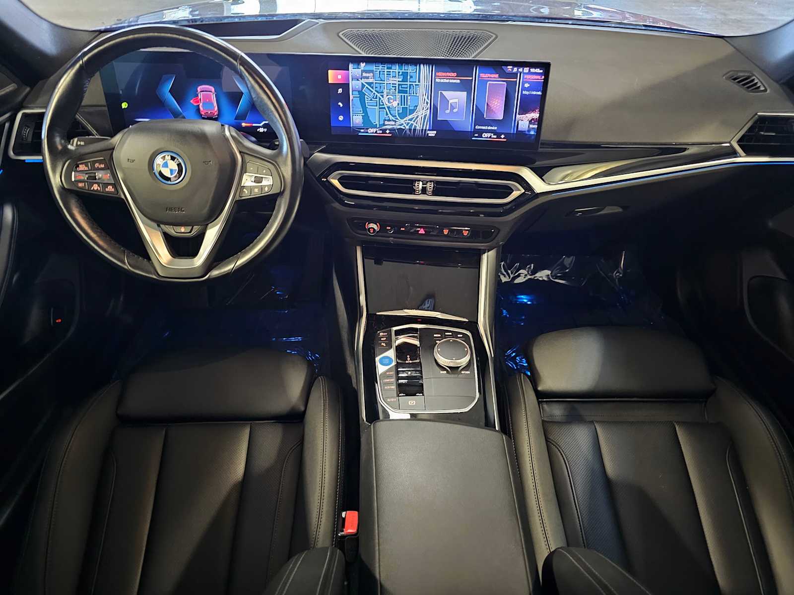 Thumbnail: 2023 BMW i4 - 10