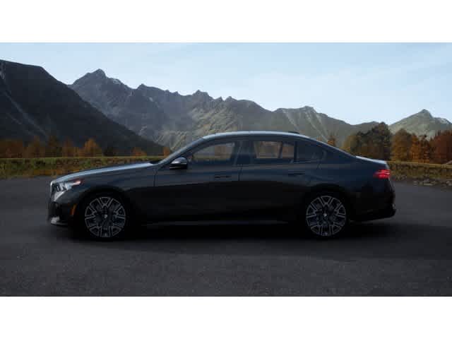 Thumbnail: 2026 BMW 5 Series - 4