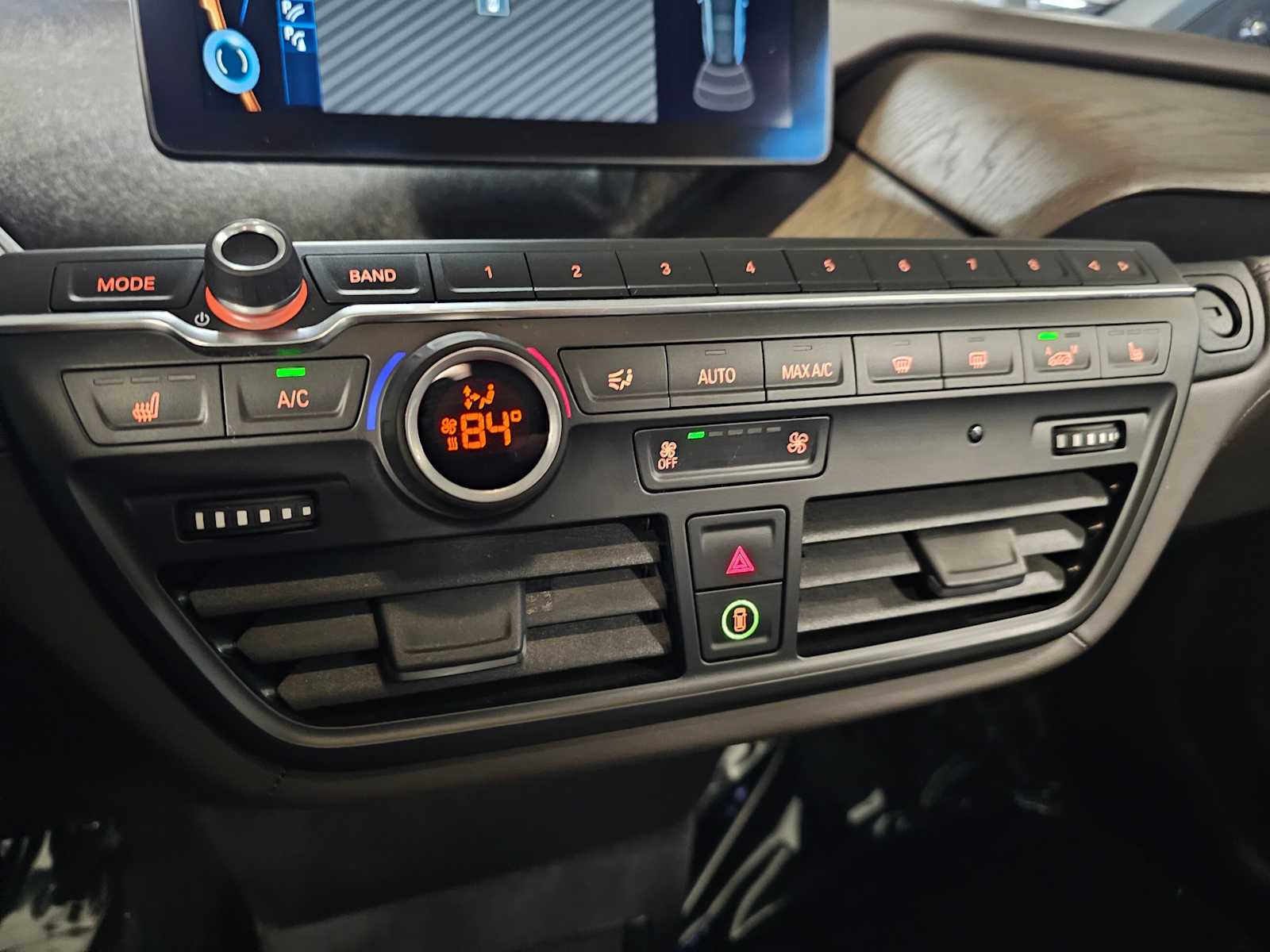 Thumbnail: 2017 BMW i3 - 18