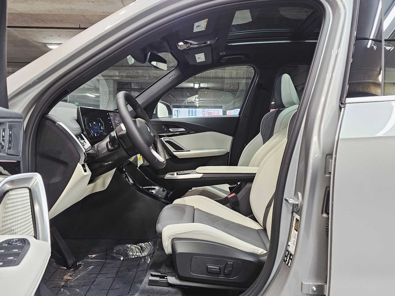 Thumbnail: 2026 BMW X1 - 23