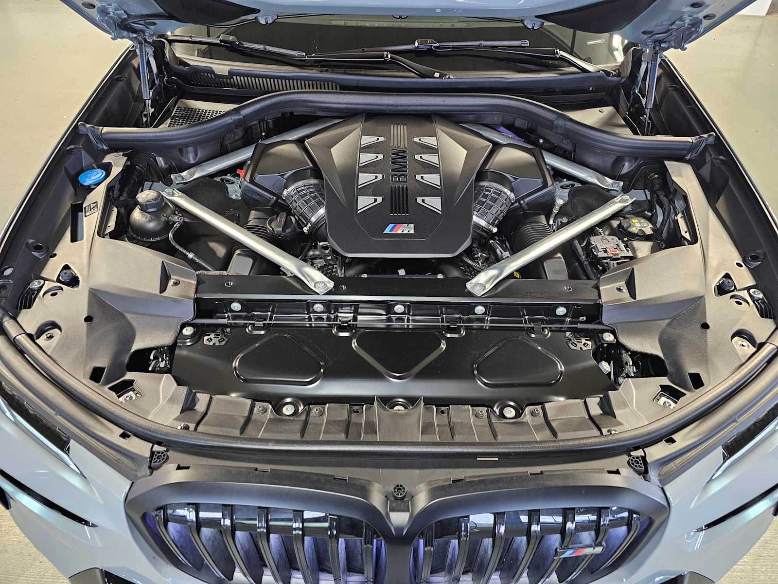 Thumbnail: 2025 BMW X7 - 9