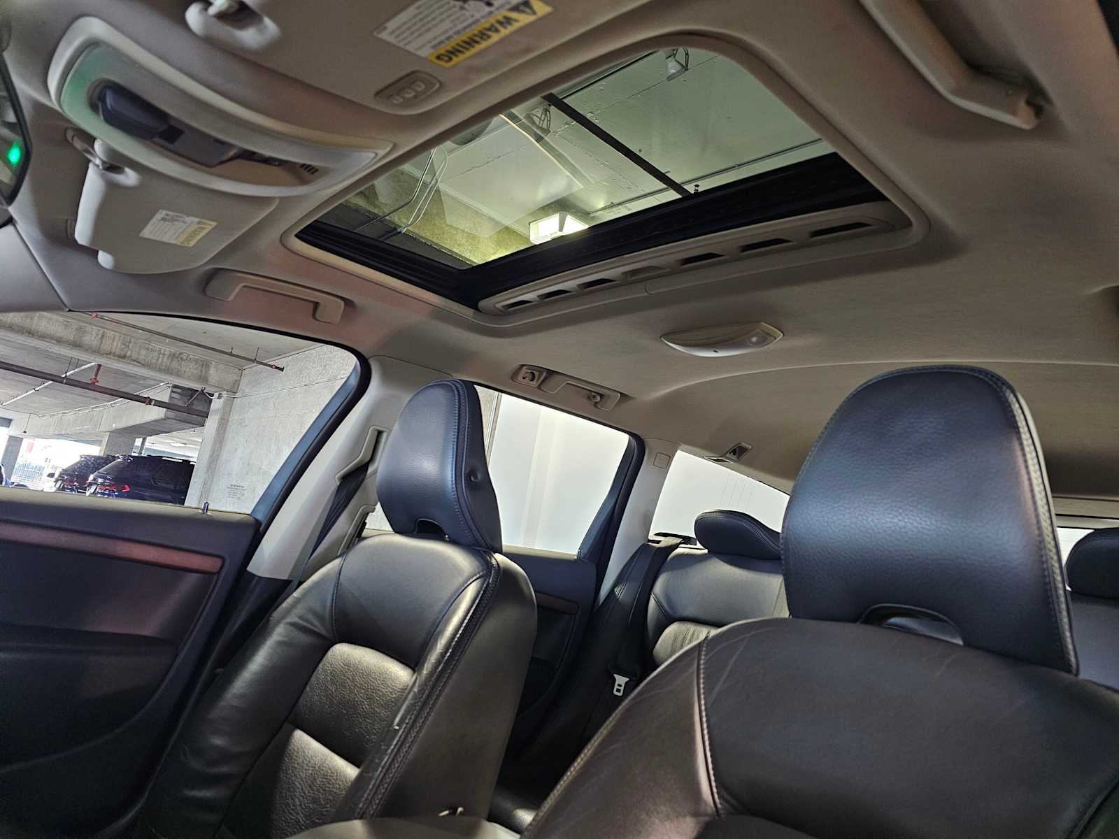 Thumbnail: 2009 Volvo XC70 - 26