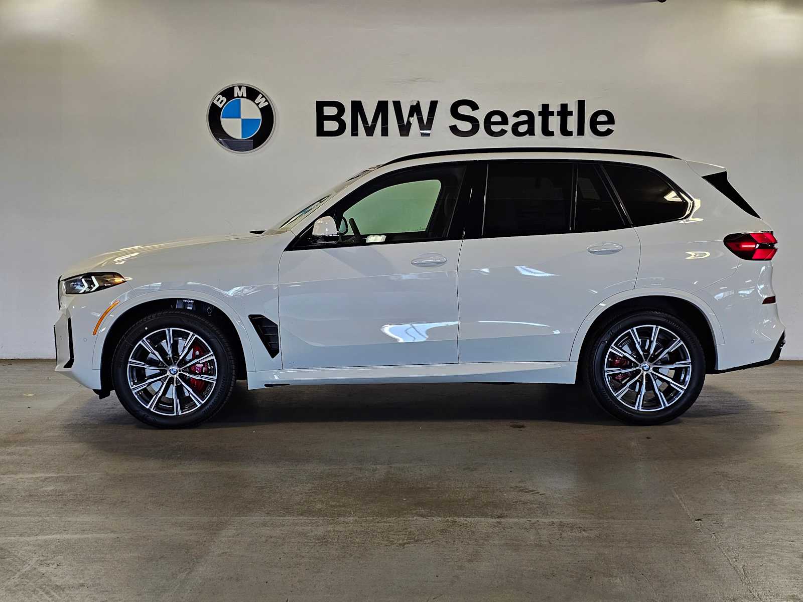 Thumbnail: 2026 BMW X5 - 3
