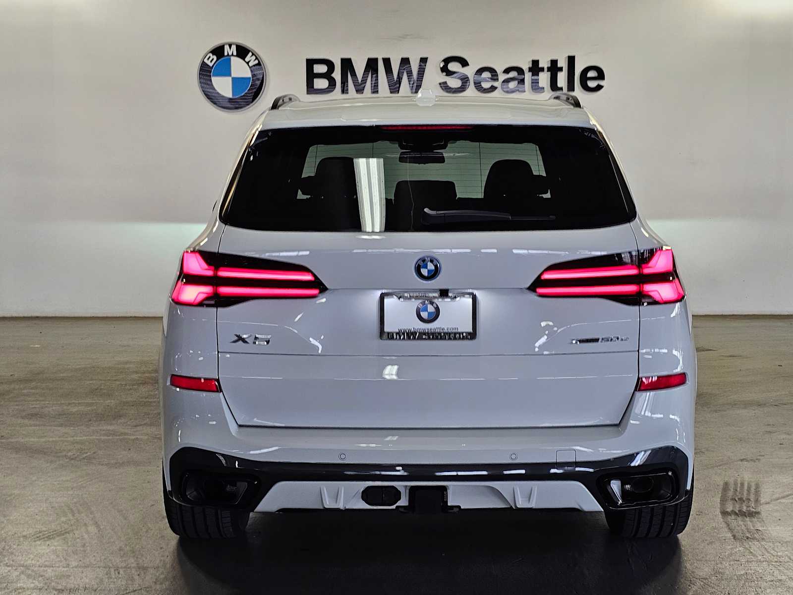 Thumbnail: 2026 BMW X5 - 5