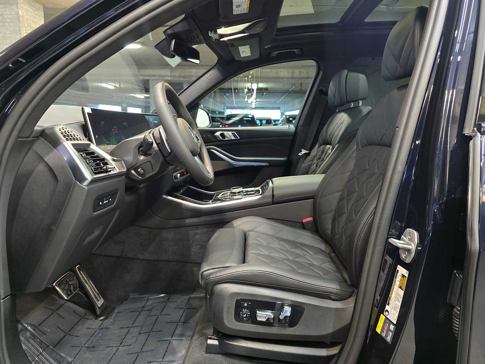 Thumbnail: 2026 BMW X5 - 25