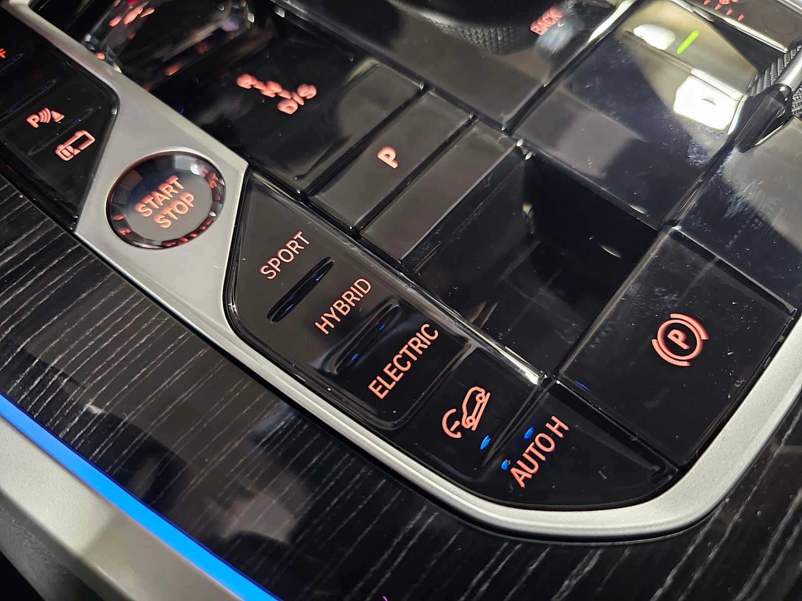 Thumbnail: 2026 BMW X5 - 21