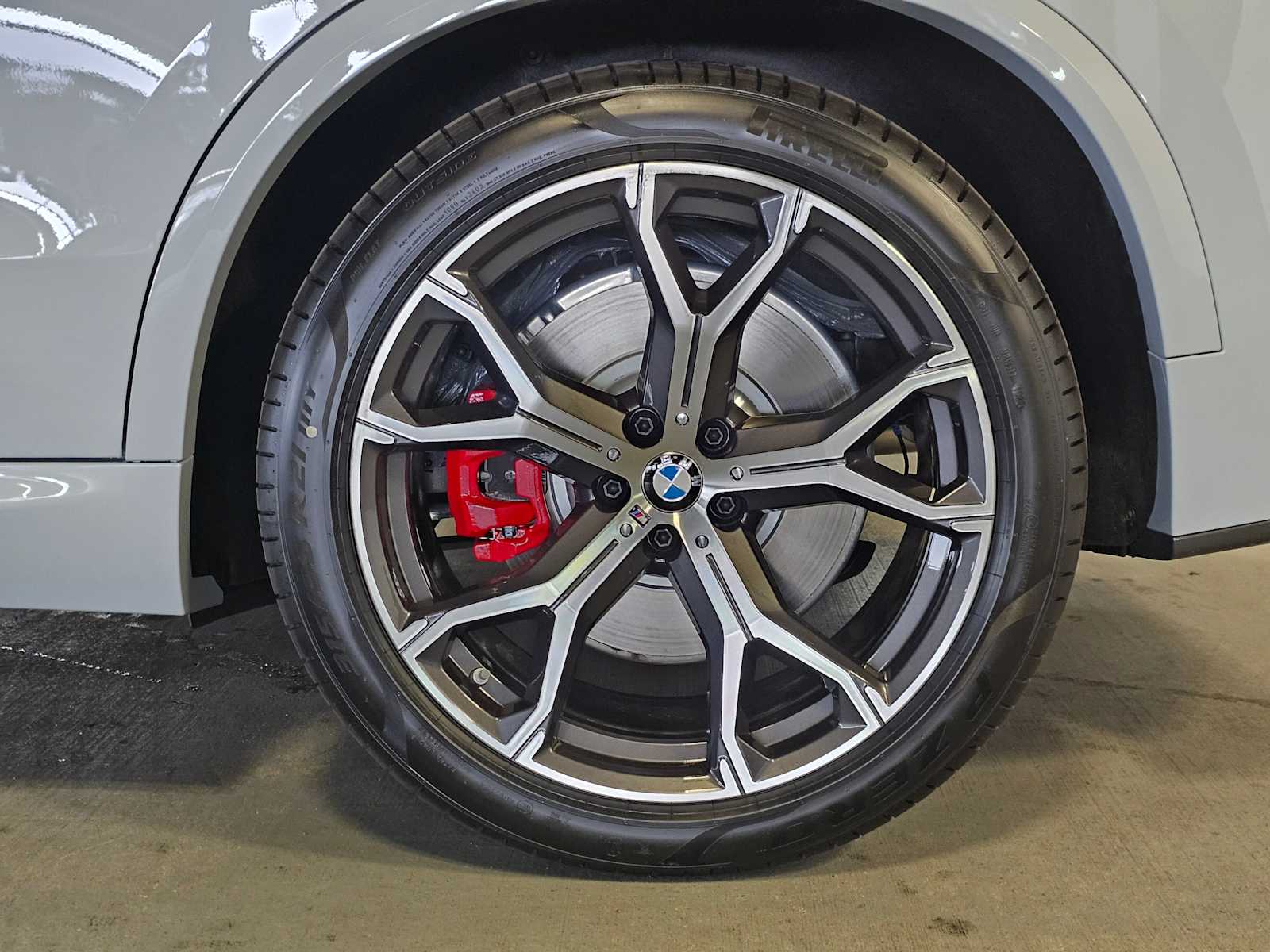 Thumbnail: 2026 BMW X5 - 9