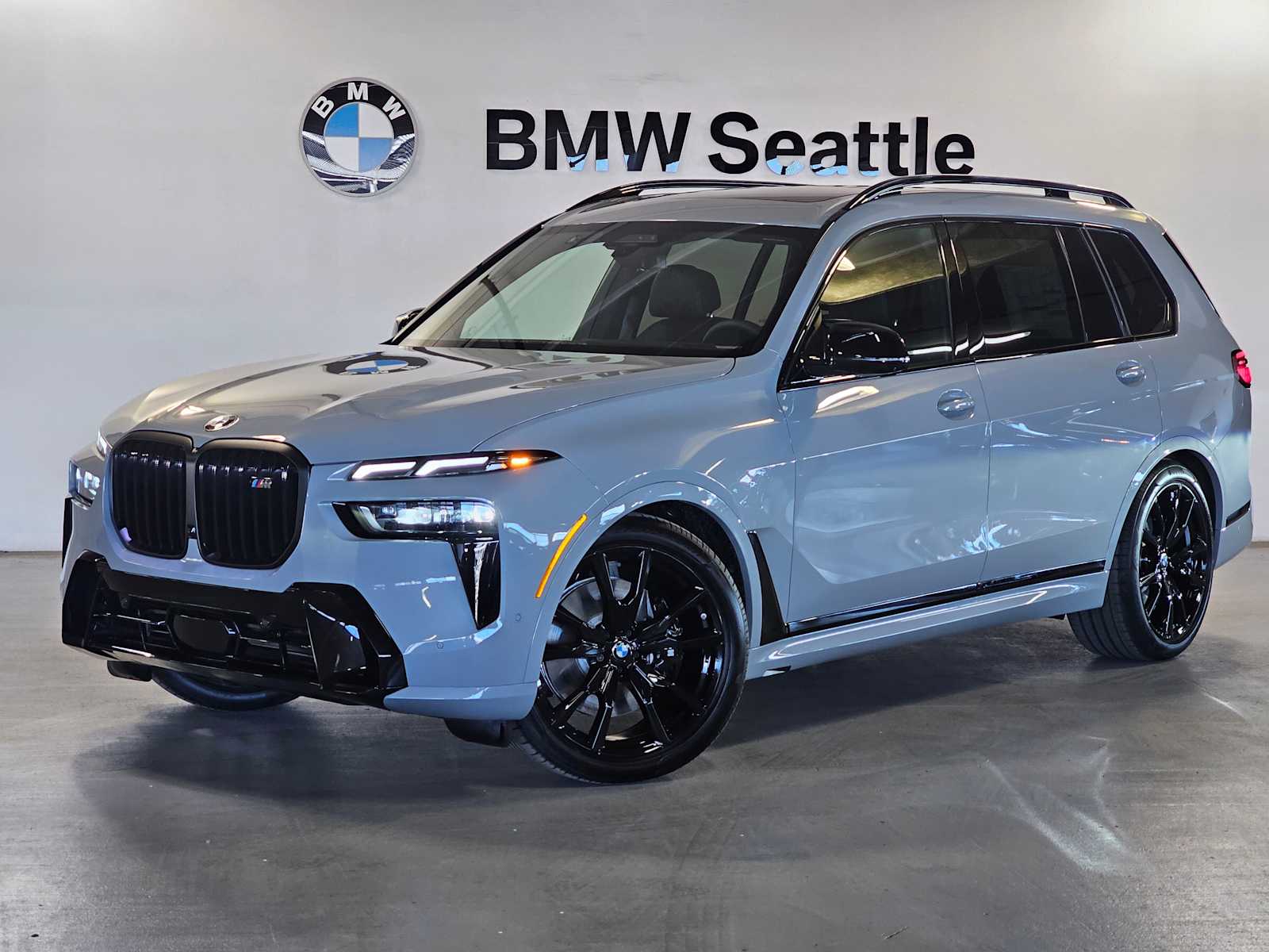 Thumbnail: 2026 BMW X7 - 1