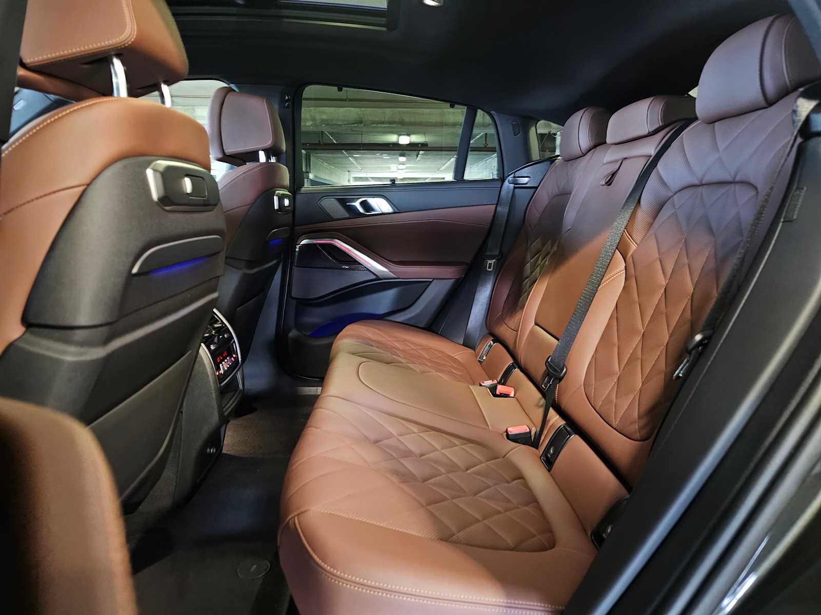 Thumbnail: 2024 BMW X6 - 36