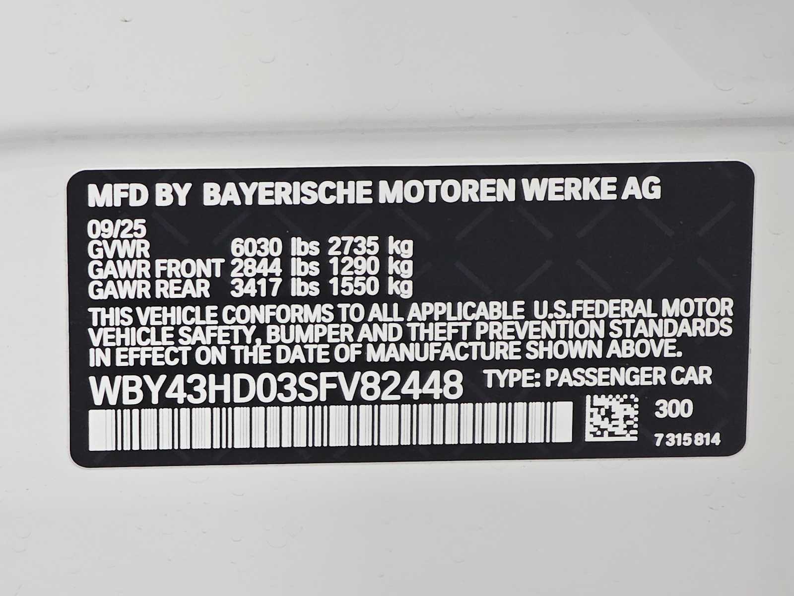 Thumbnail: 2025 BMW i4 - 29