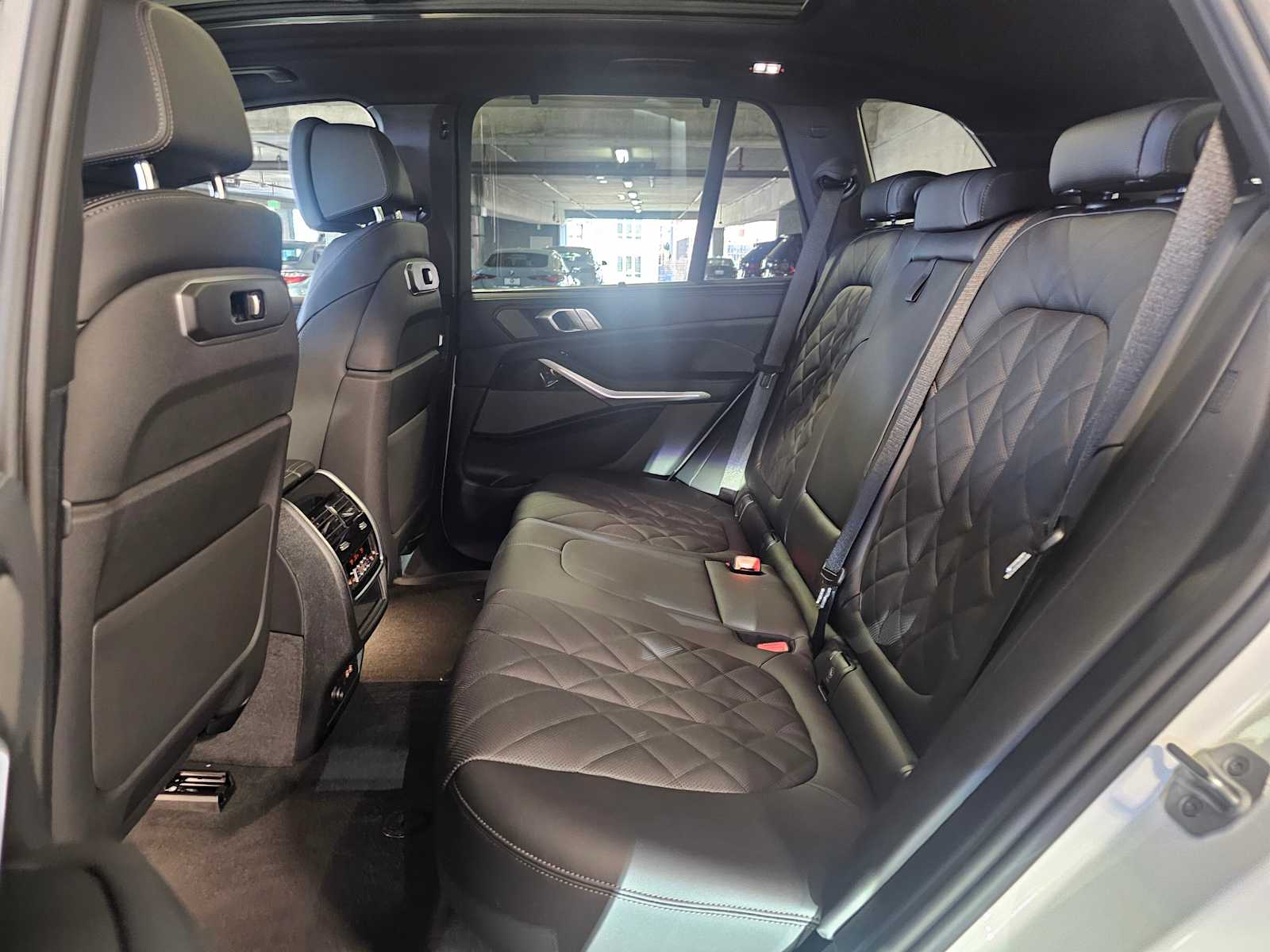 Thumbnail: 2026 BMW X5 - 36