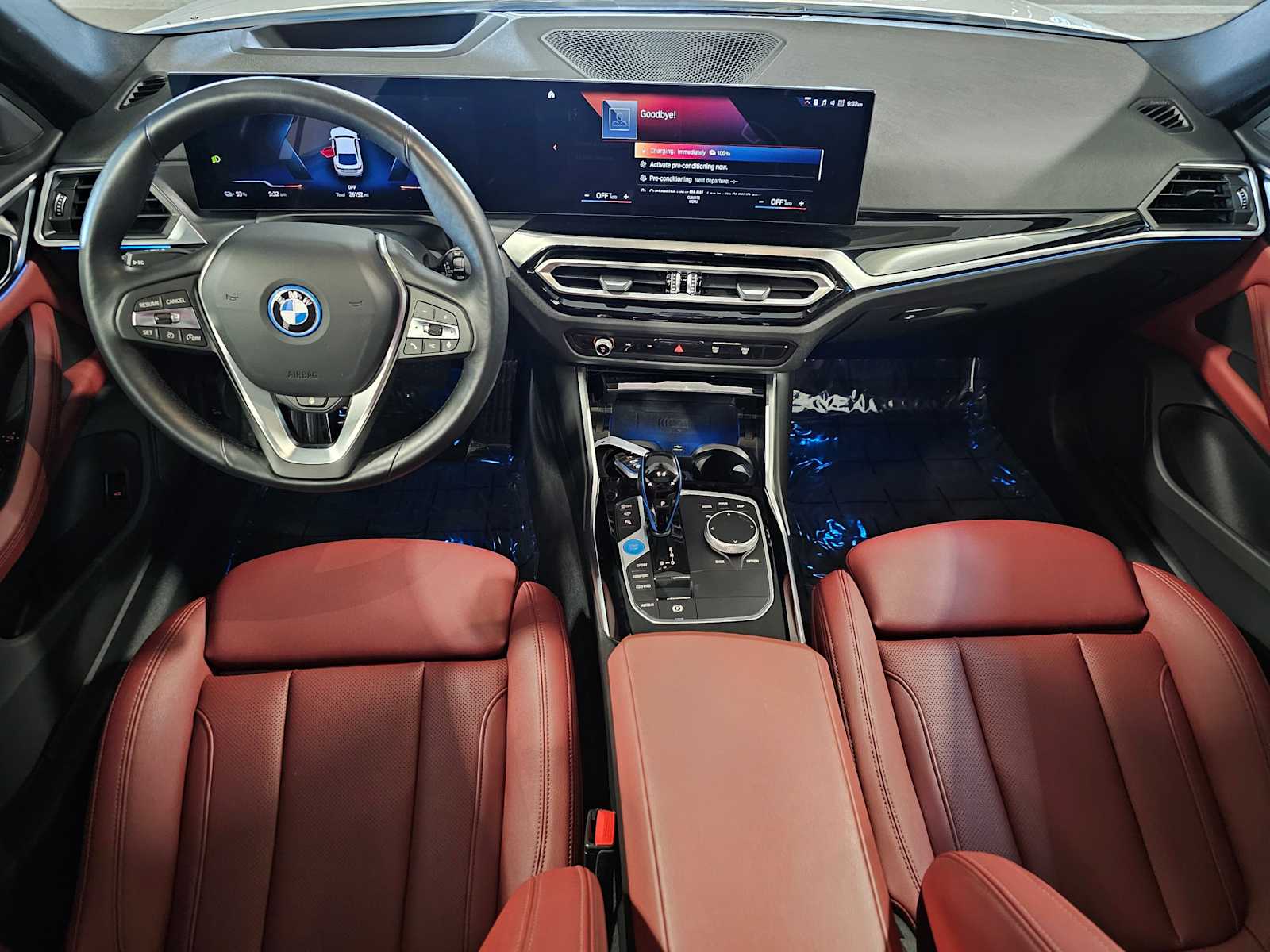 Thumbnail: 2023 BMW i4 - 10